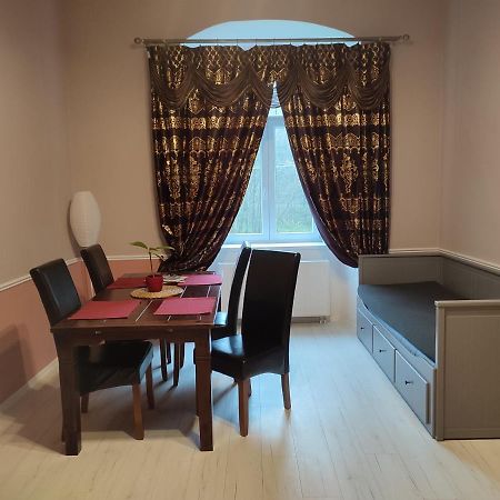 Stříbro Zamecky Apartman - Castle Apartment מראה חיצוני תמונה